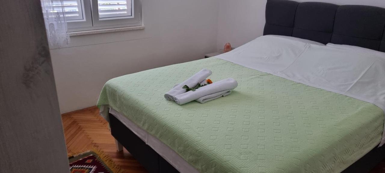 Apartman Maja Apartment Split Bagian luar foto